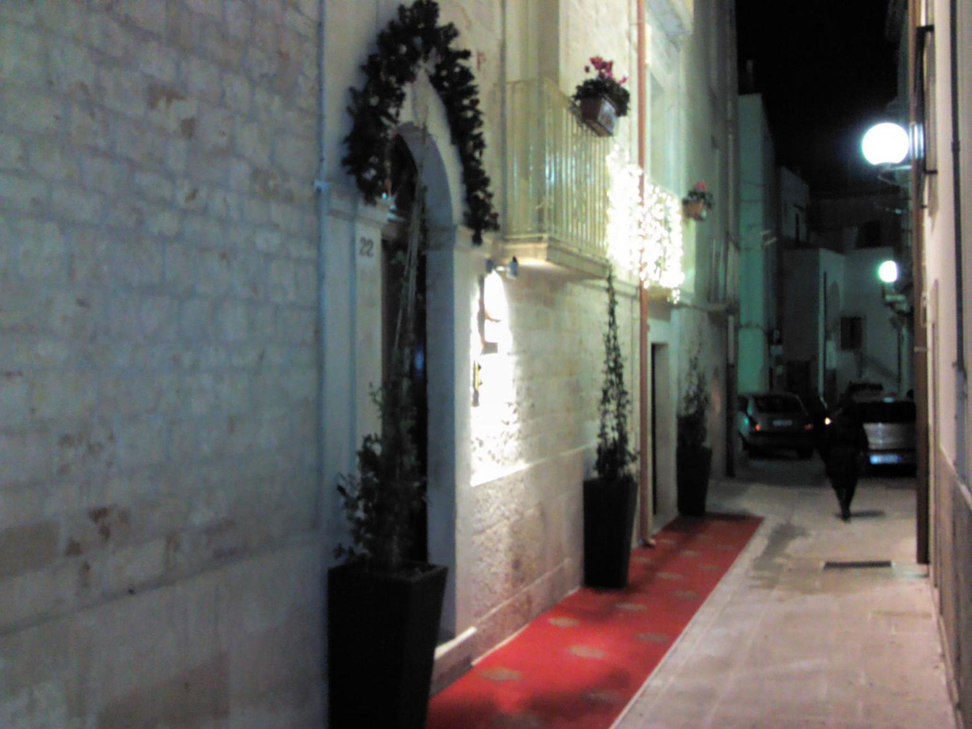 Albergo Diffuso Dimora Rossi Turi Exterior foto