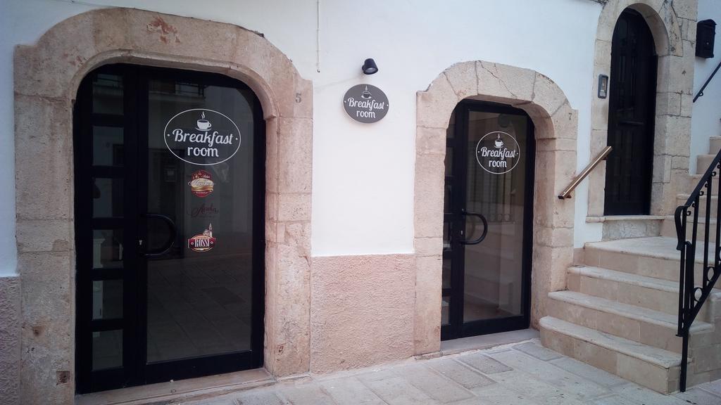 Albergo Diffuso Dimora Rossi Turi Exterior foto