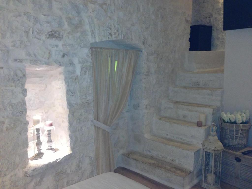Albergo Diffuso Dimora Rossi Turi Exterior foto