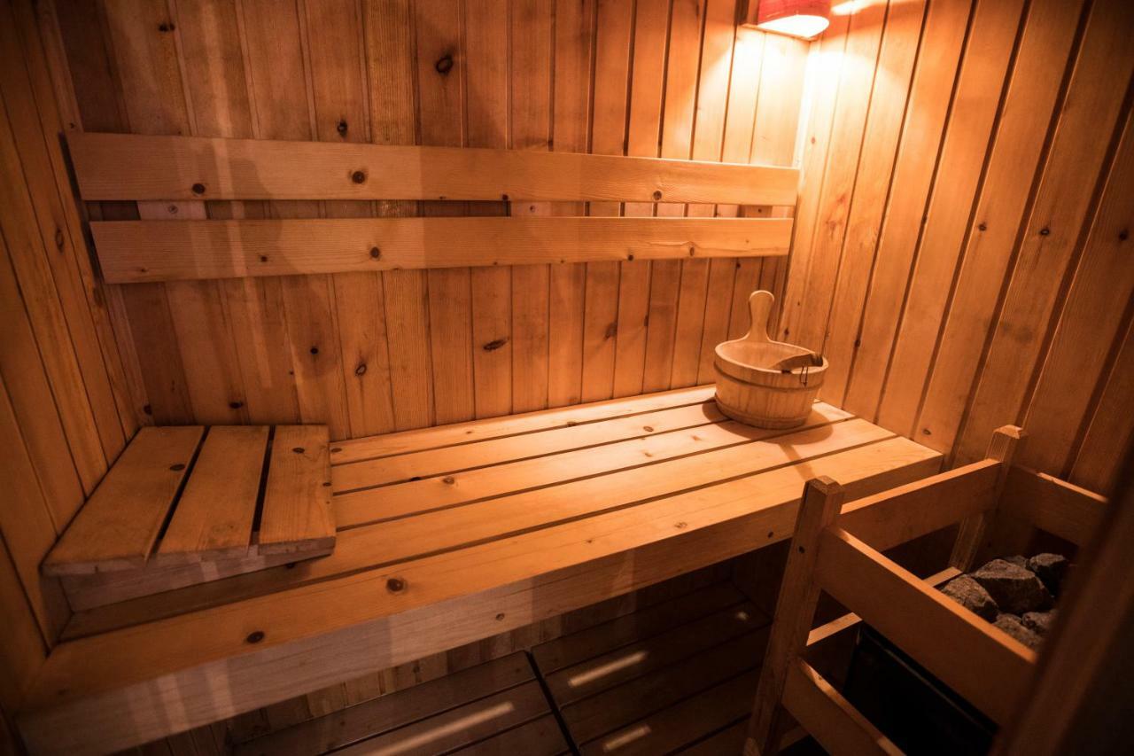 Albergo Diffuso Dimora Rossi Turi Exterior foto